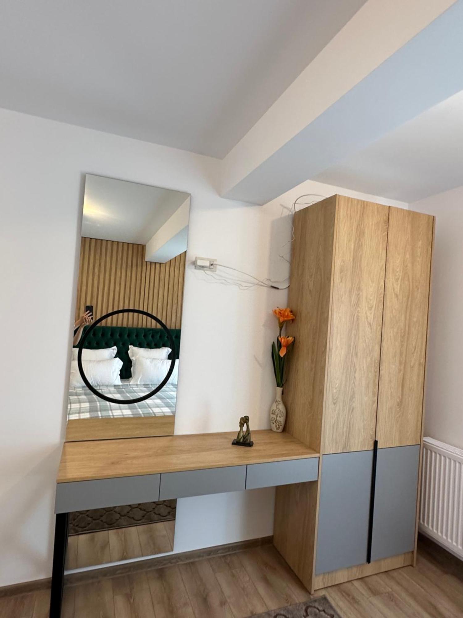 Apartamente Arinis Gura Humorului Luaran gambar