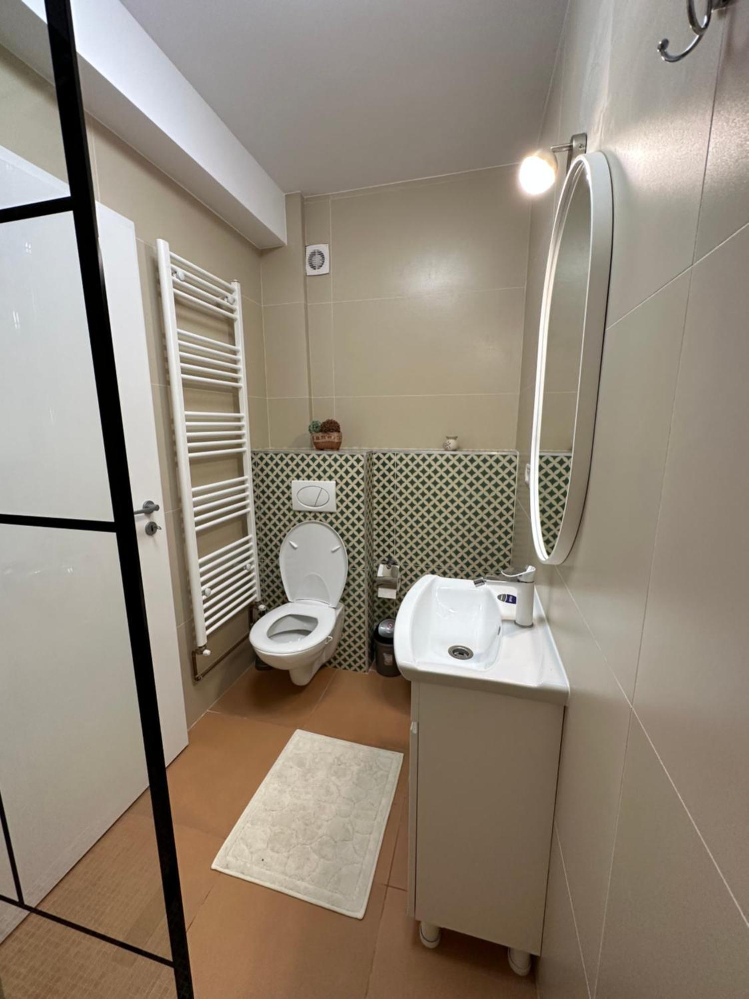 Apartamente Arinis Gura Humorului Luaran gambar